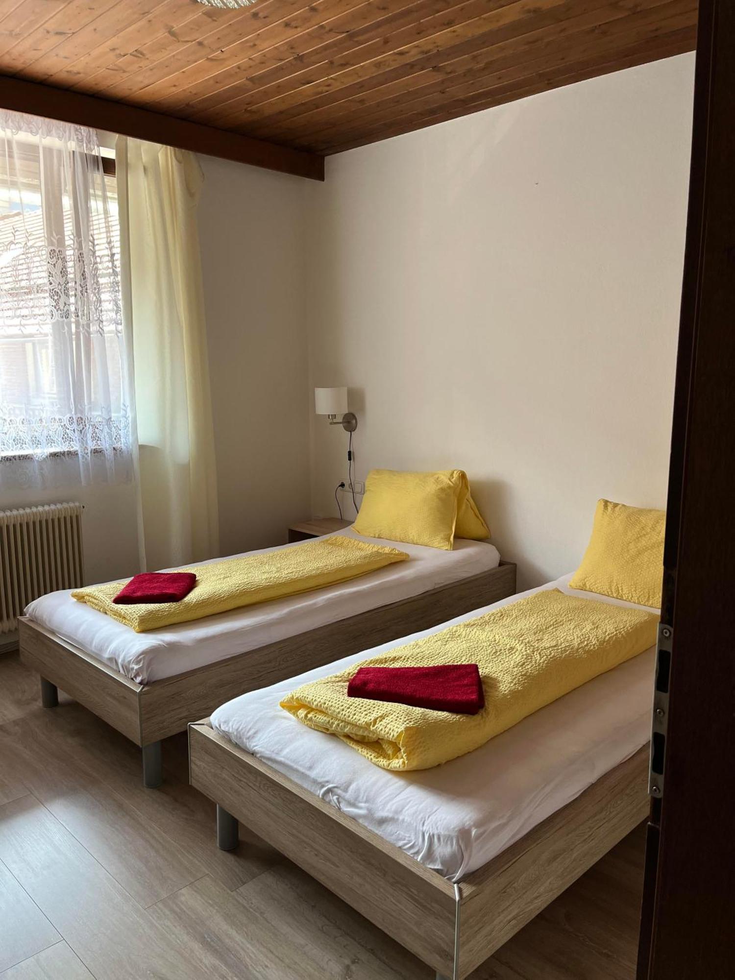 Pension Steiner, 6143 Matrei Am Brenner!!Check-In Between 15 - 21 O'Clock!! No Breakfast Muhlbachl Esterno foto