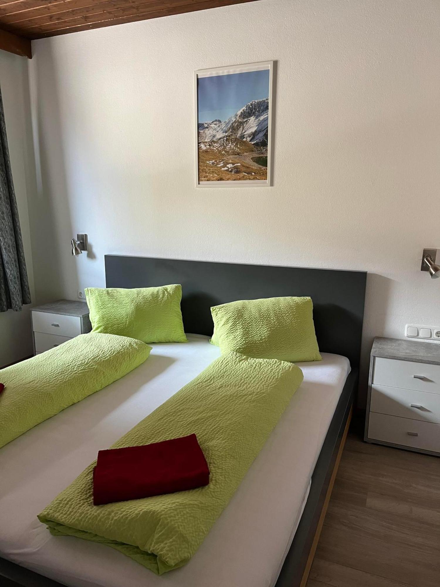 Pension Steiner, 6143 Matrei Am Brenner!!Check-In Between 15 - 21 O'Clock!! No Breakfast Muhlbachl Esterno foto