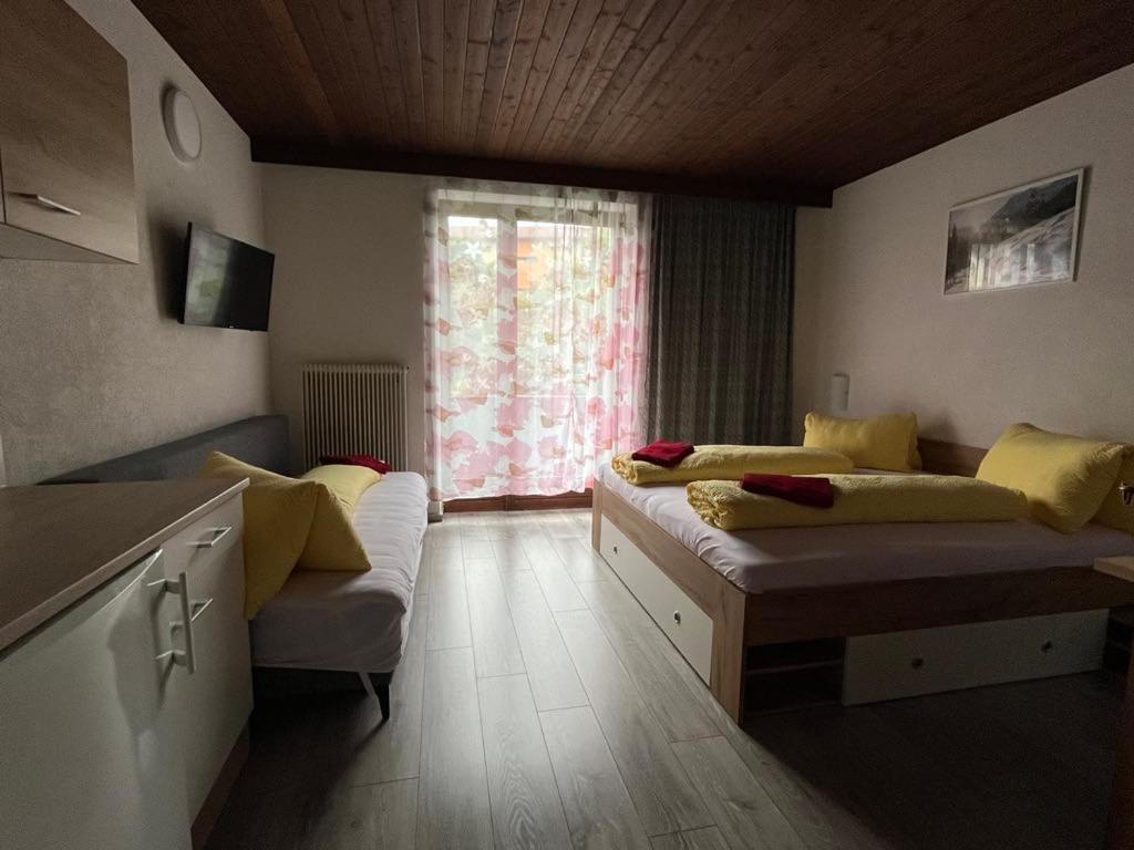 Pension Steiner, 6143 Matrei Am Brenner!!Check-In Between 15 - 21 O'Clock!! No Breakfast Muhlbachl Esterno foto