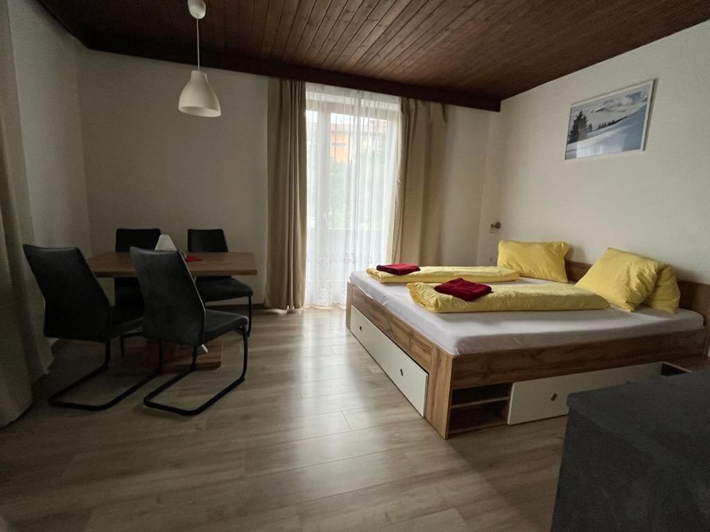 Pension Steiner, 6143 Matrei Am Brenner!!Check-In Between 15 - 21 O'Clock!! No Breakfast Muhlbachl Esterno foto